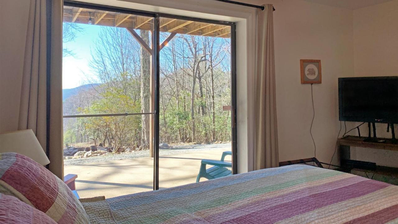 Villa Serenity On The Blue Ridge Parkway à Sparta Extérieur photo